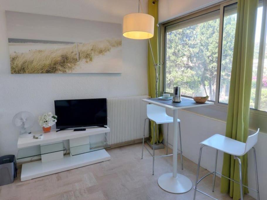 Le Trident De La - Axelle Loc'appart * Cannes