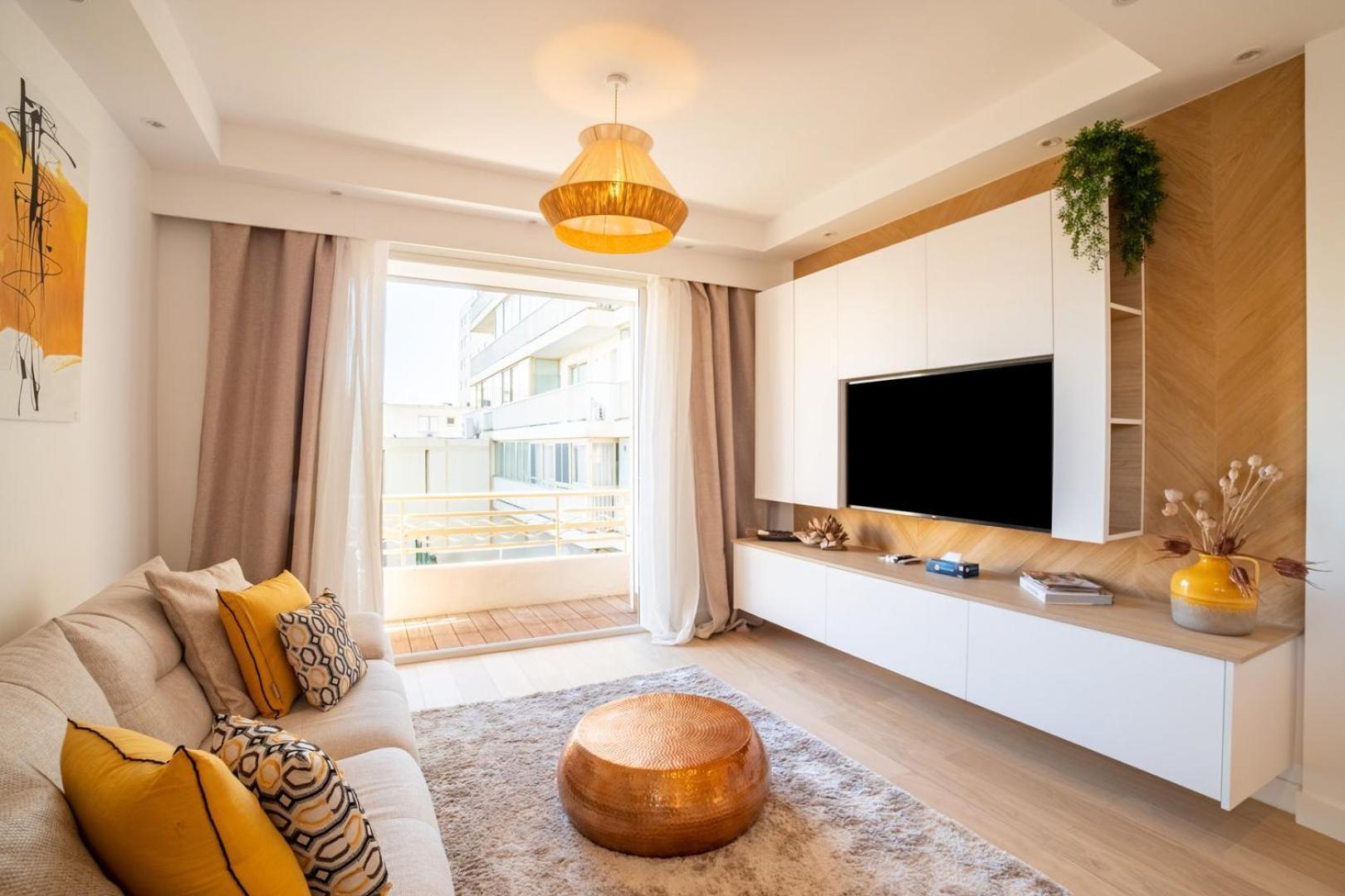 C3 - 1 Bdr Blvd Croisette Henri Iv - Ac & Balcony Apartment Cannes