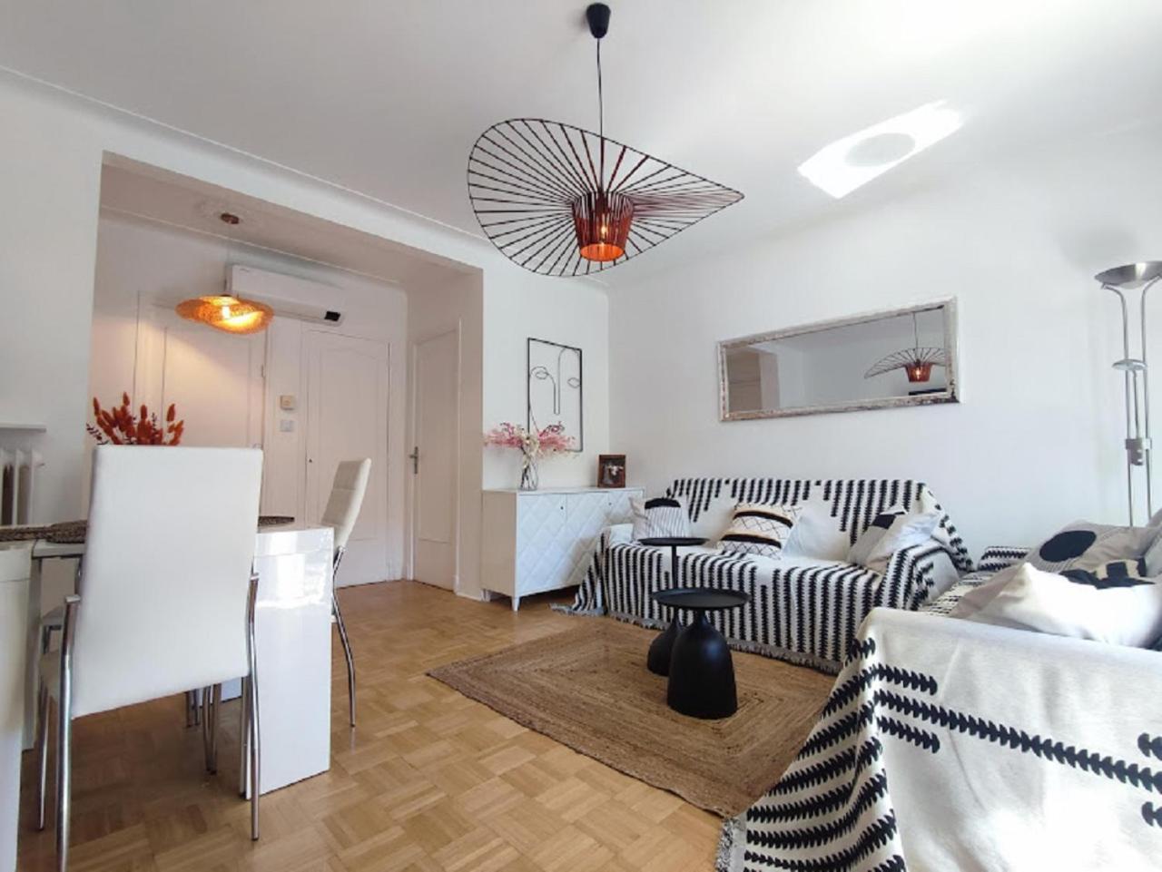 Appartement Cosy Vertigo Behind The Martinez *