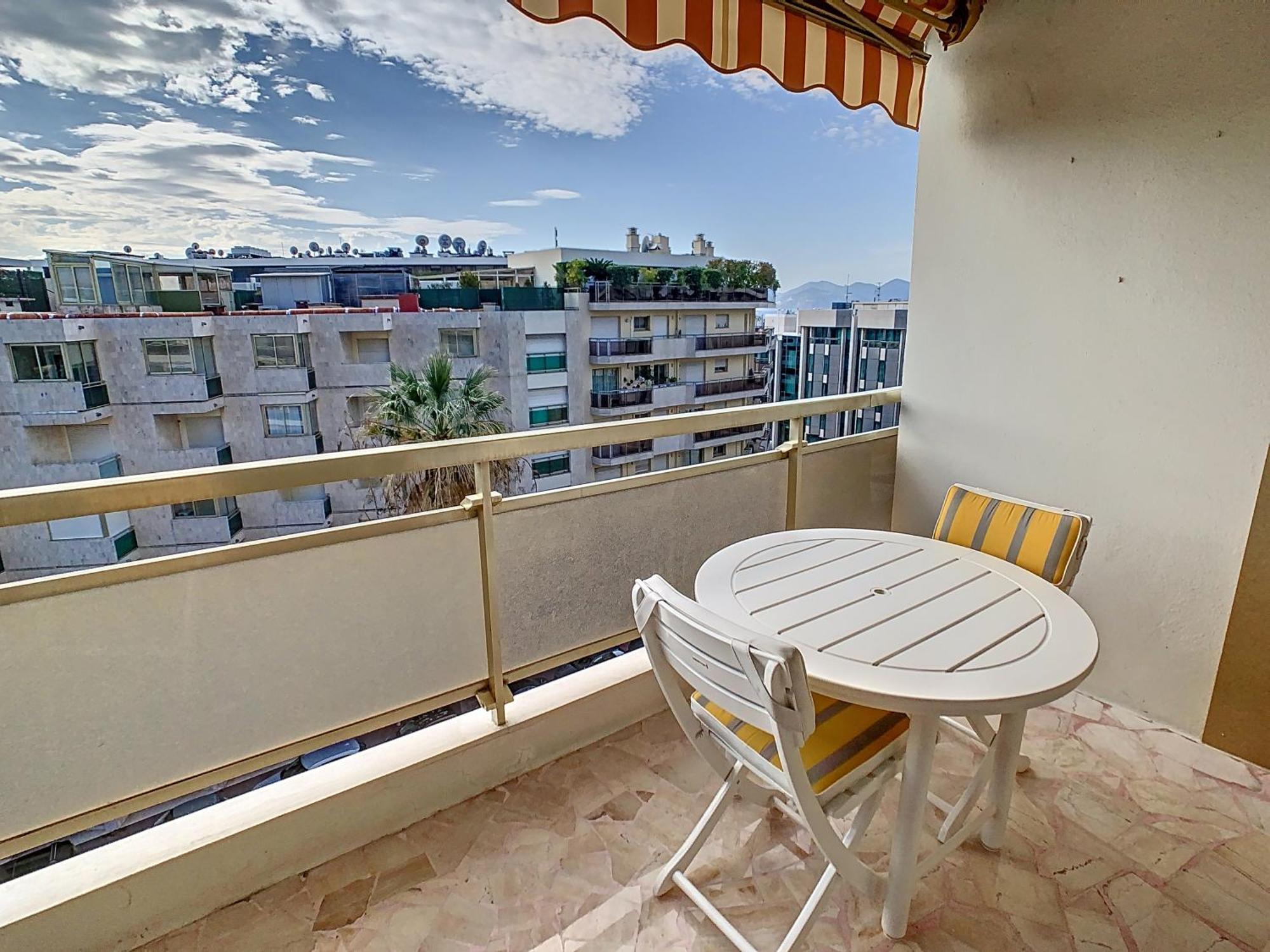 Luxueux Et Spacieux Avec Terrasse Apartment *