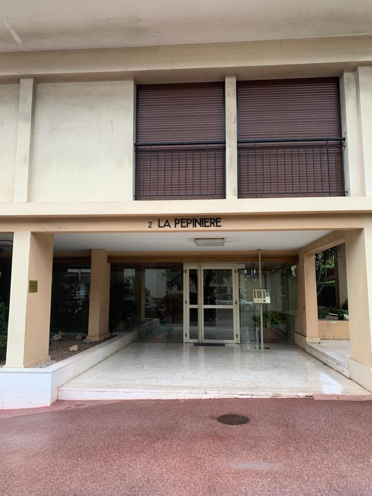 Apartment La Pepiniere, By Welcome To