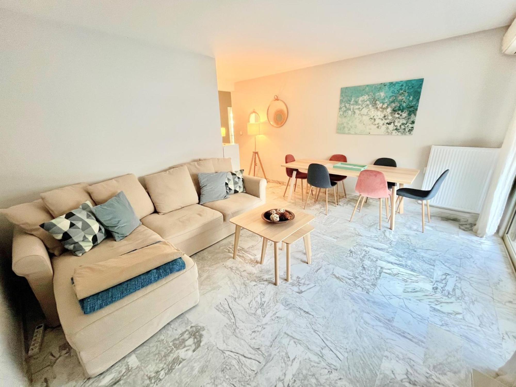Branly 2, By Welcome To Apartment