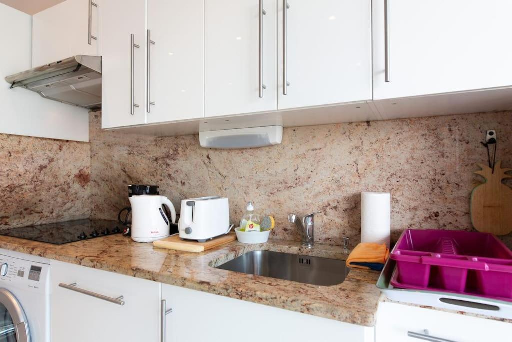 Apartment Palm Parking, Clim, Wifi 2' A Pieds