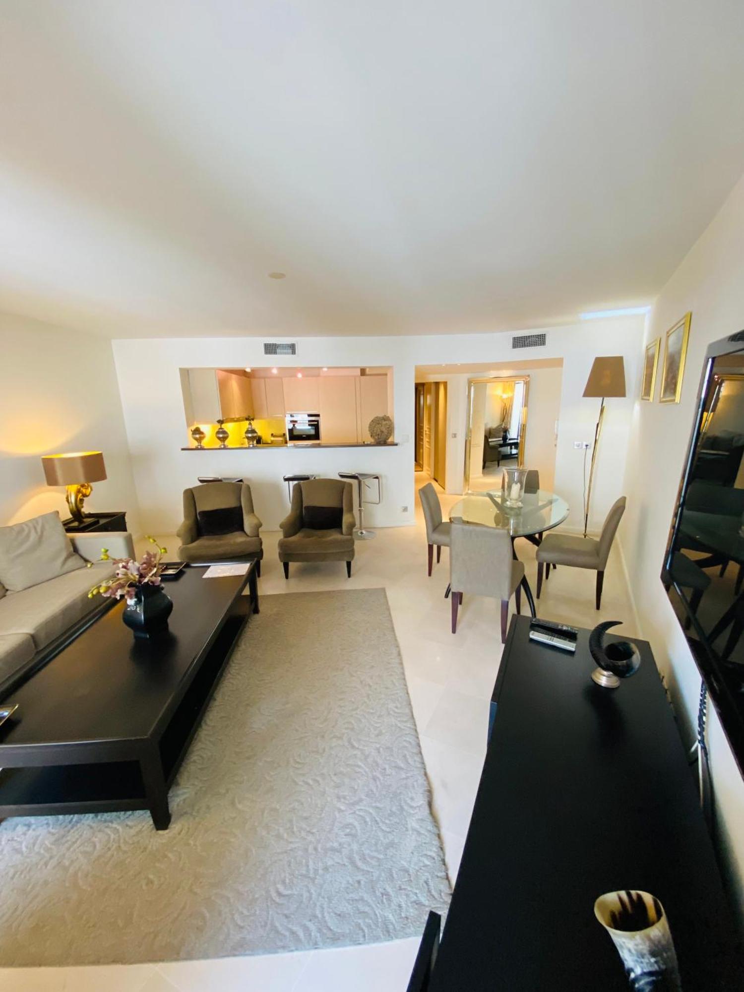 Carlton Riviera 4* Cannes