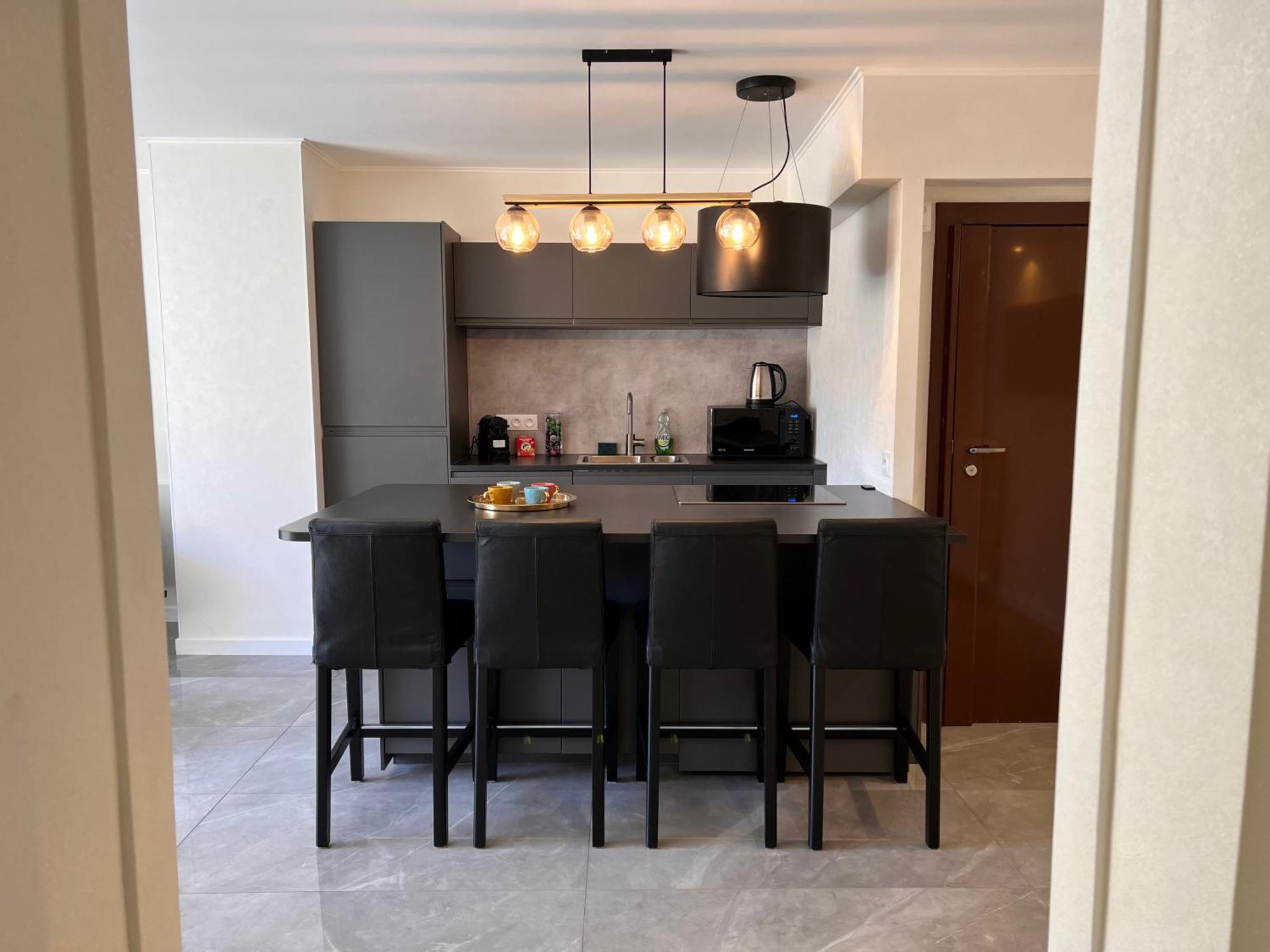 Les Arenes - Centre, 2 Pieces Recemment Renove De 45 M2 Avec Sa Terrasse De 10 M2 Appartement *