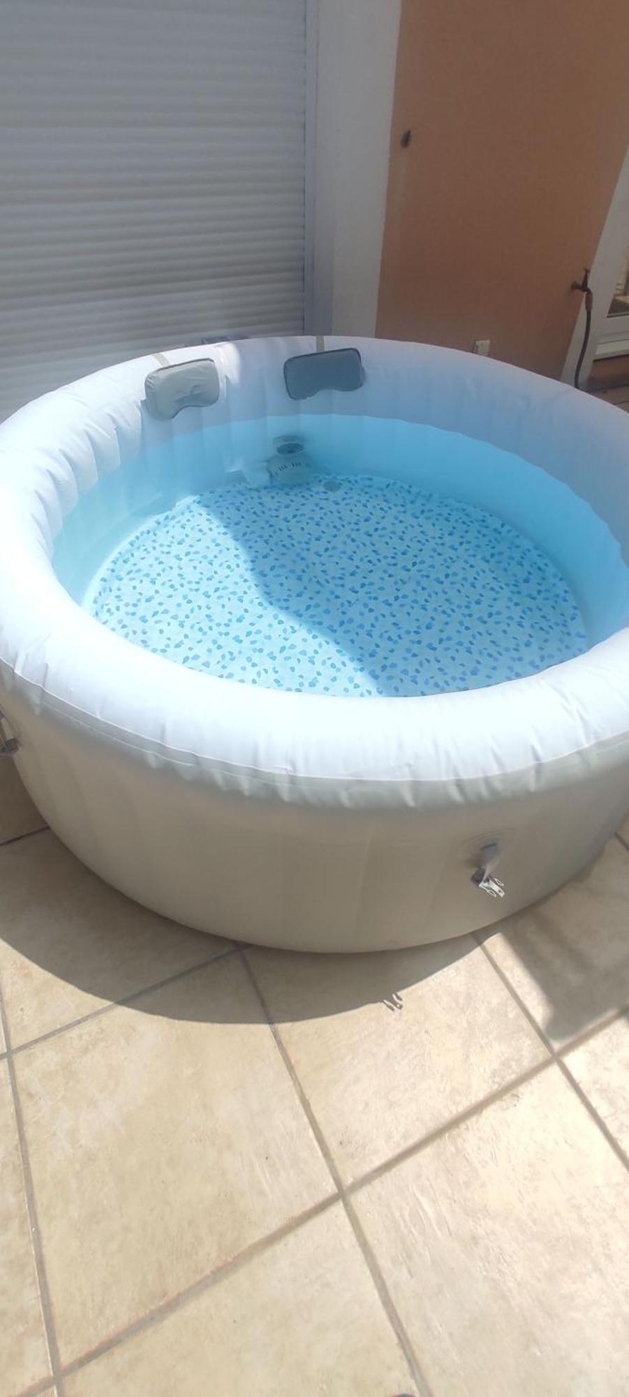 Croix Des Gardes - Piscine Partagee- Villa