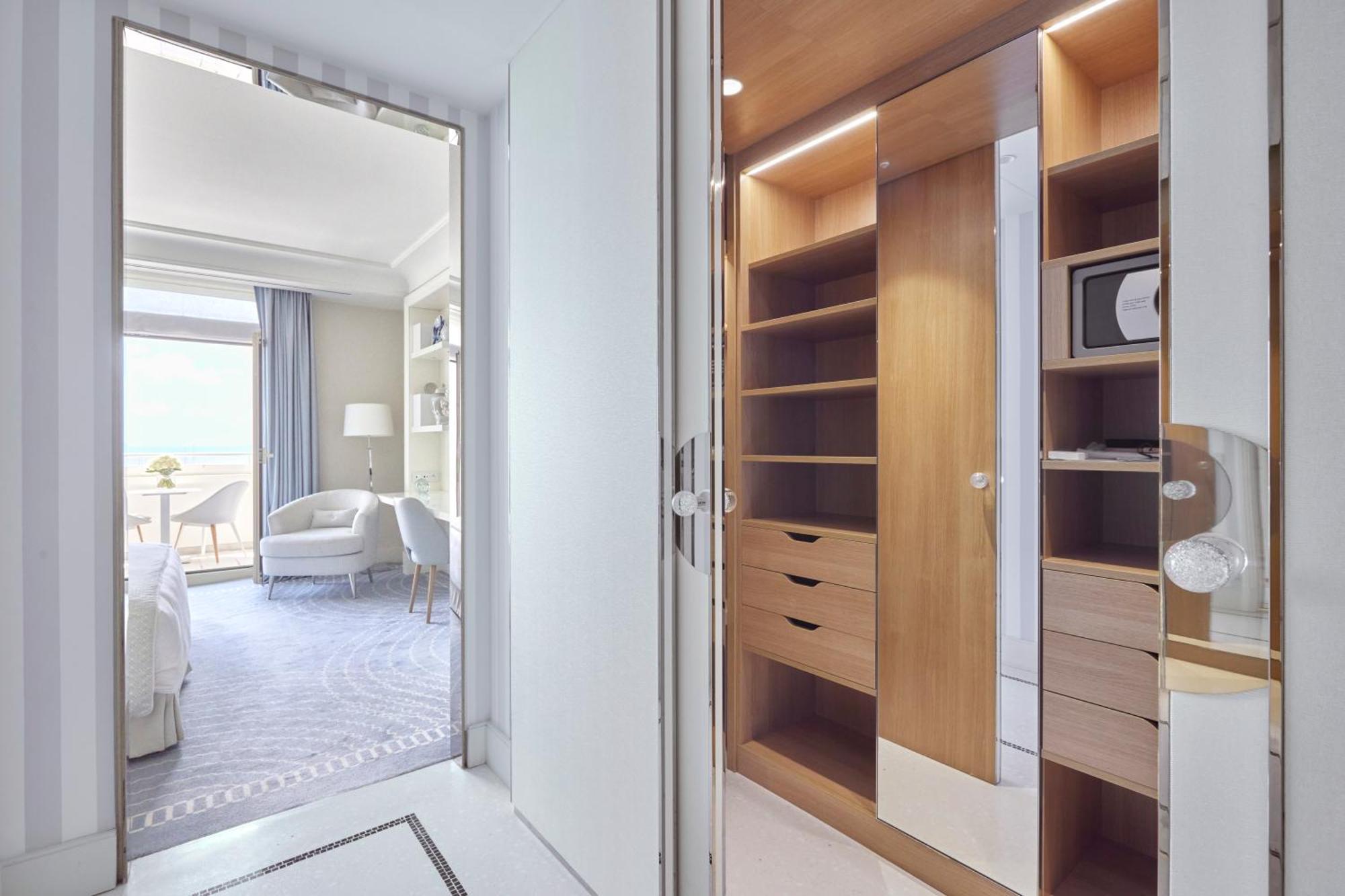 Martinez, In The Unbound Collection By Hyatt Hotel