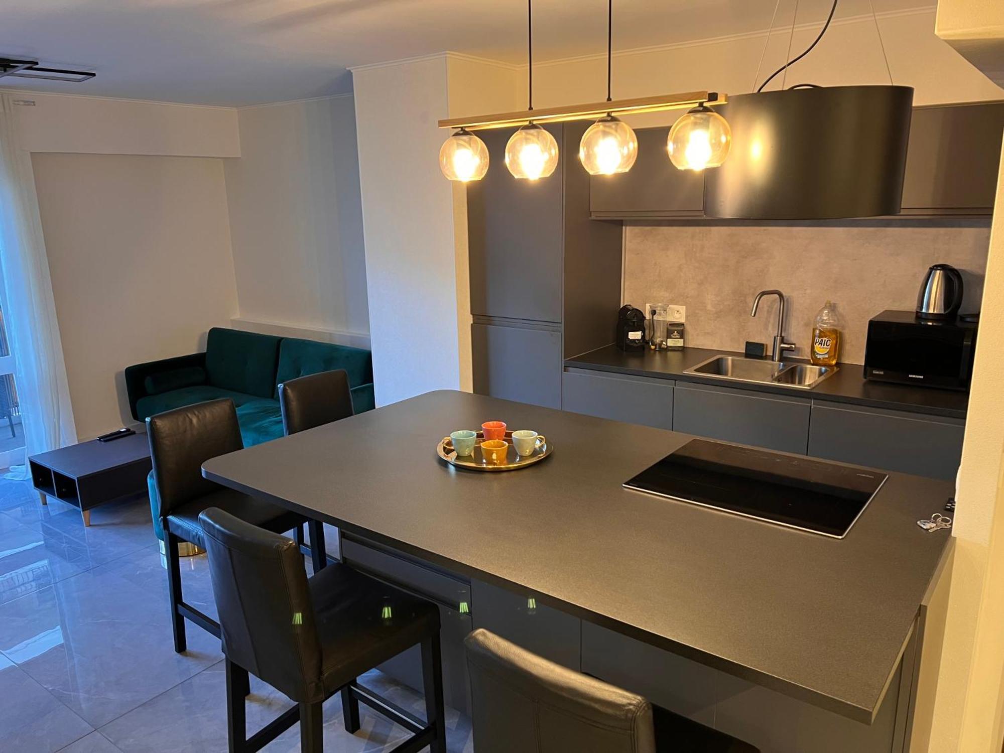 Les Arenes - Centre, 2 Pieces Recemment Renove De 45 M2 Avec Sa Terrasse De 10 M2 Appartement
