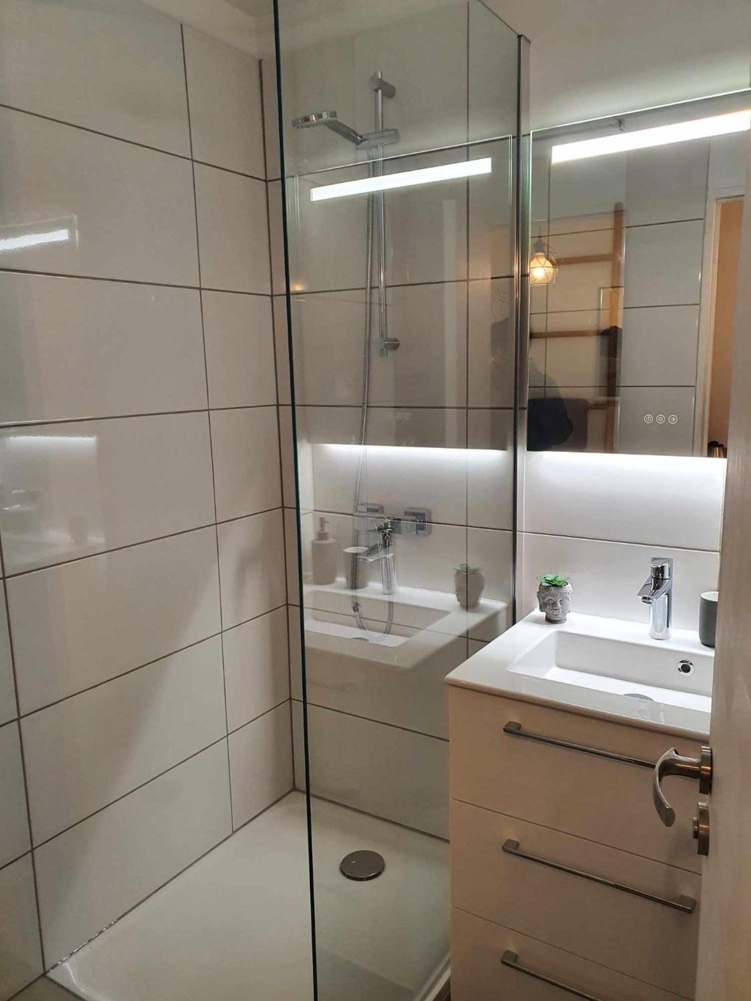 Apartment Cyrnos *