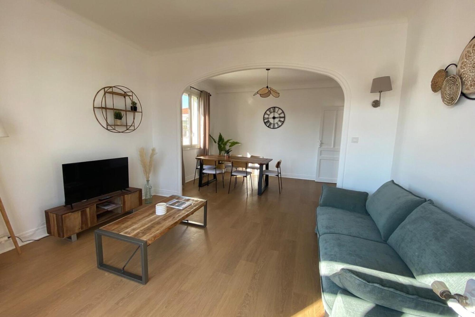 Apartment 06aa1-beau T2 500m De La Plage Et De La Croisette Cannes