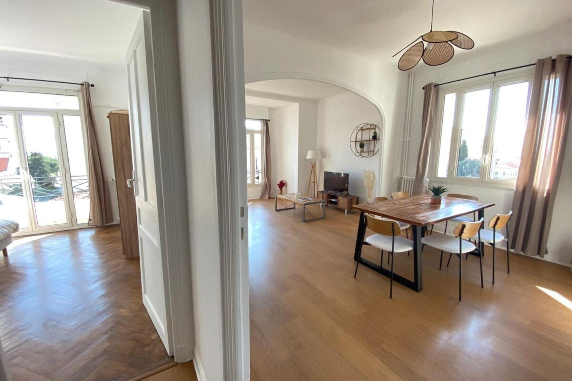 Apartment 06aa1-beau T2 500m De La Plage Et De La Croisette Cannes
