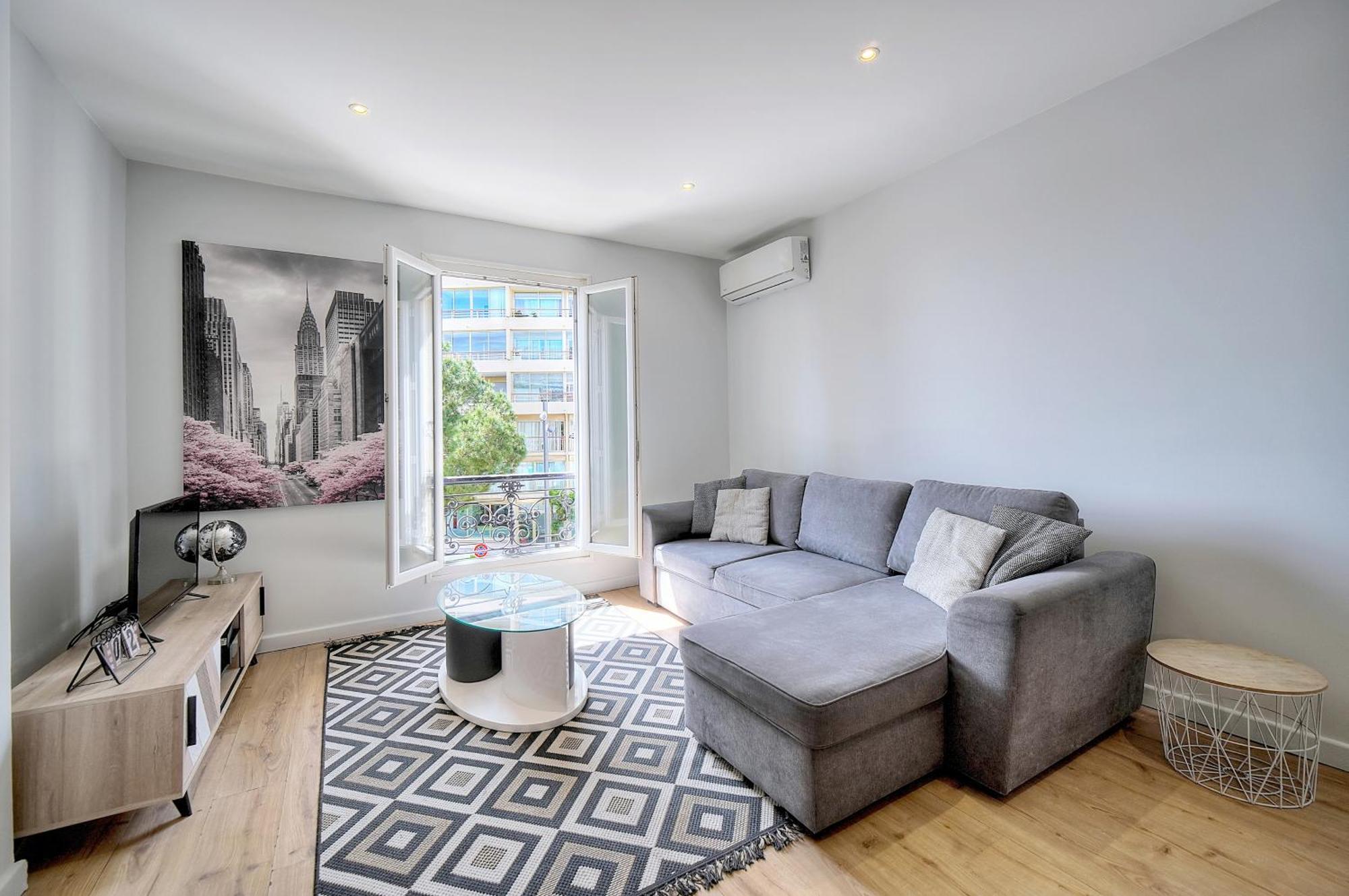 Apartment Le Erve-350m Plage-wifi Clim-vca
