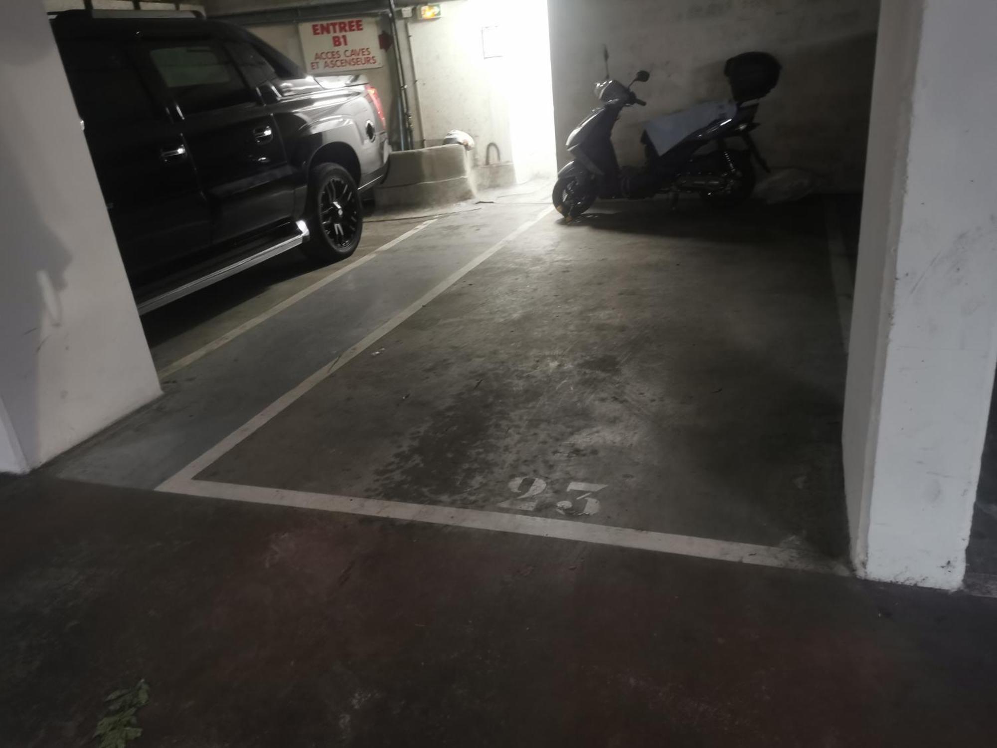 Magnifique Et Grand Studio, Piscine, Parking, Tres Calme De Standing Cannes