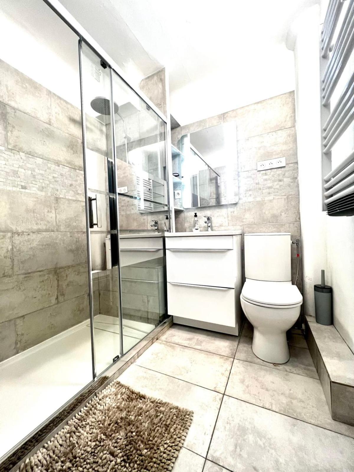 Studio Vidal In The City Center Of Cannes With Ac *