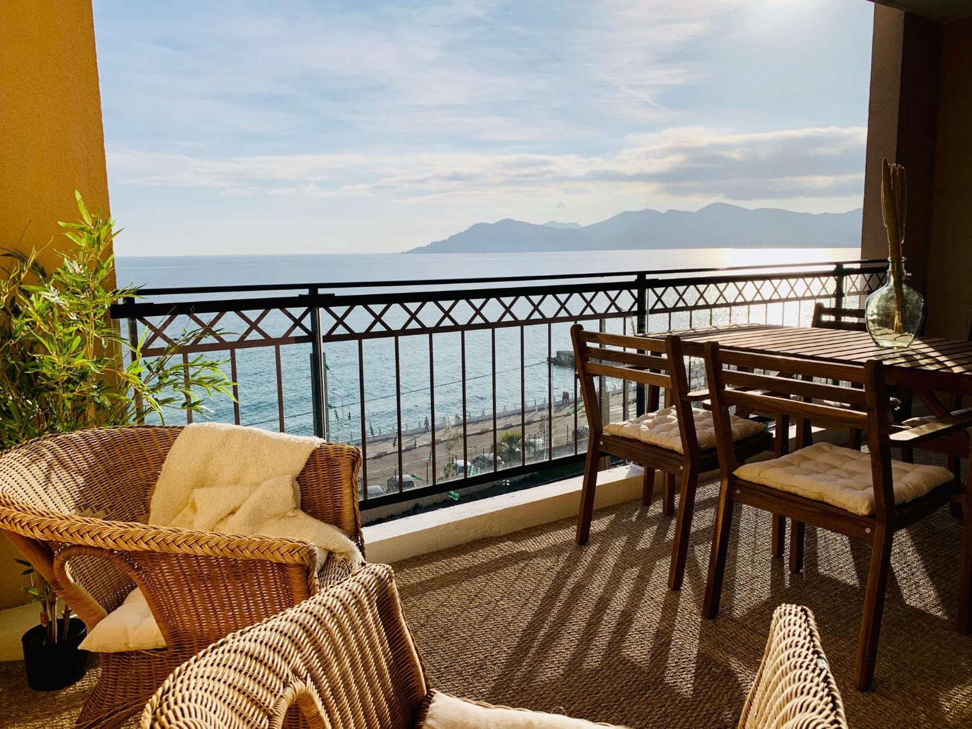 Appartement Front Beach - Beautiful View *