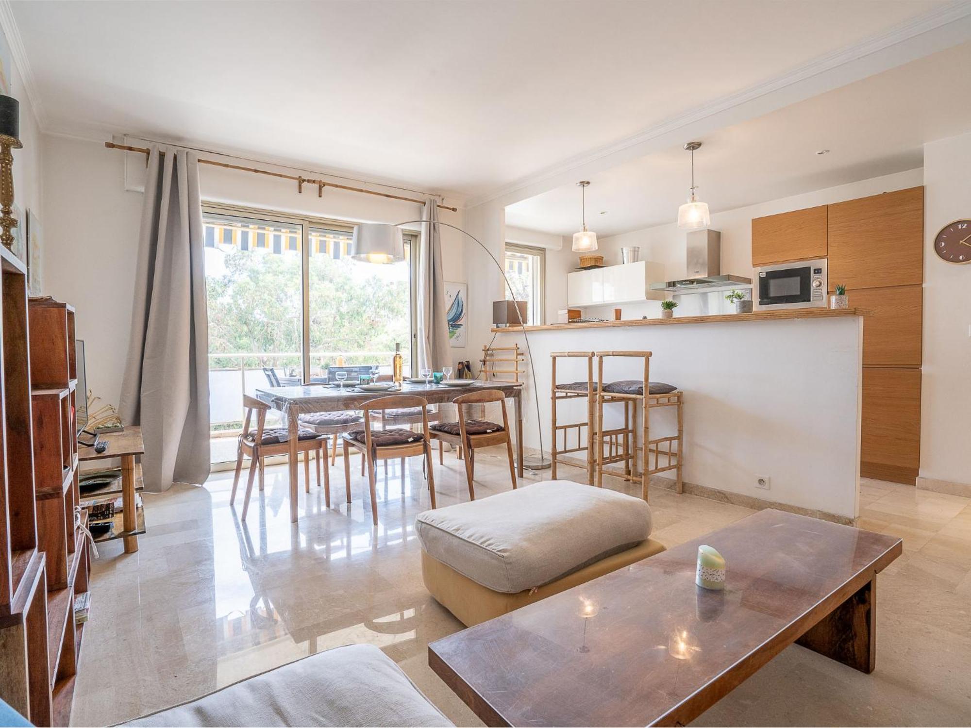 Les Aliscamps Appartement *