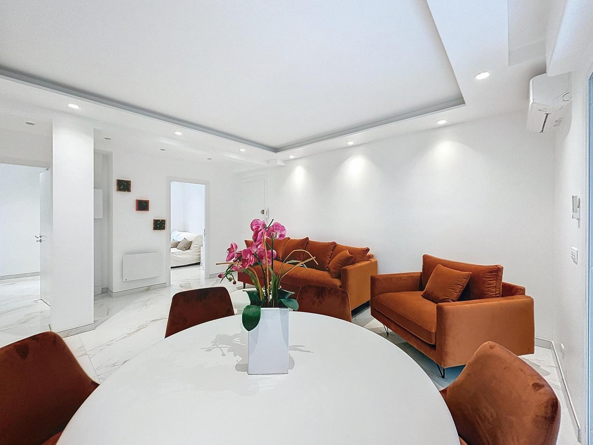 Apartment Lacour
