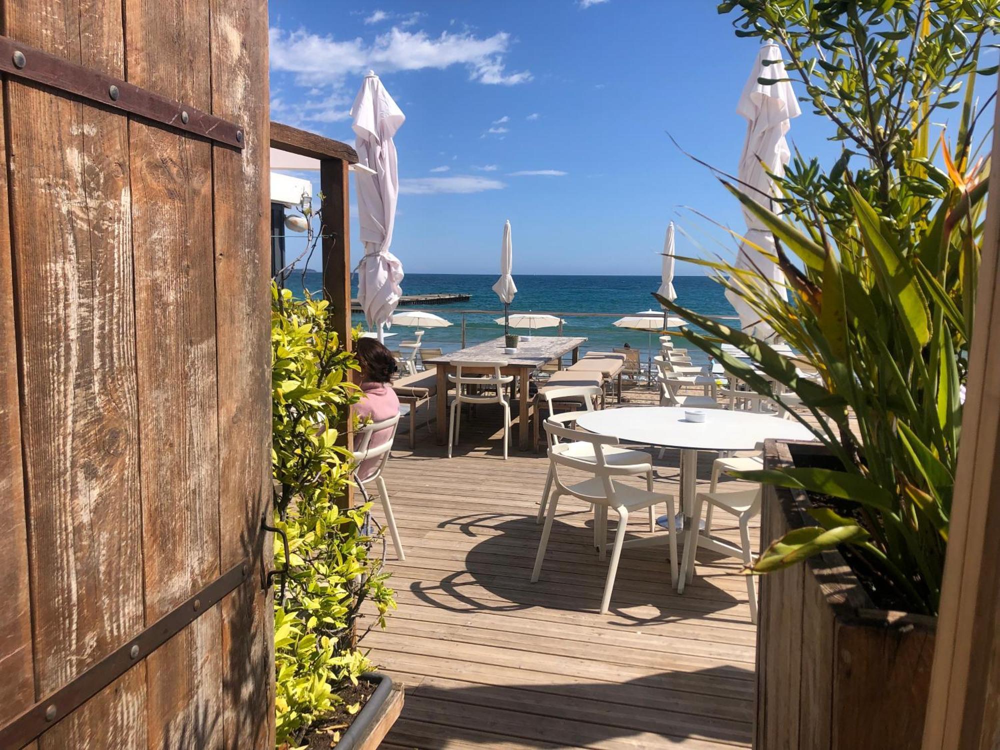 Terrace Front & Sea View Cannes