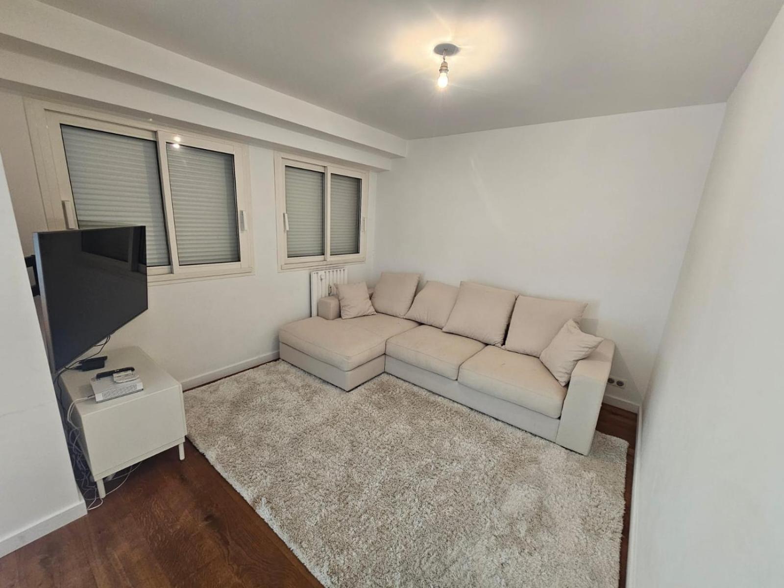 Grand Apartment *