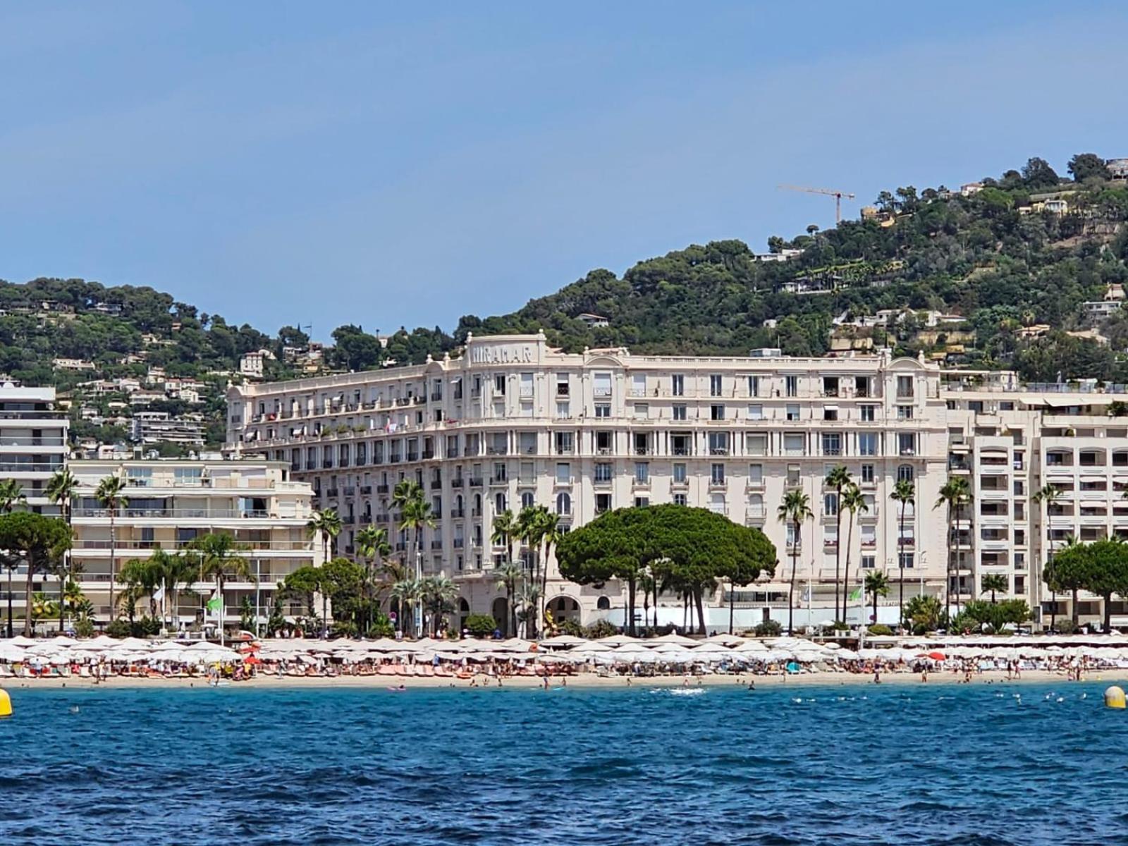 Apartment Croisette Palais Miramar Vue Laterale