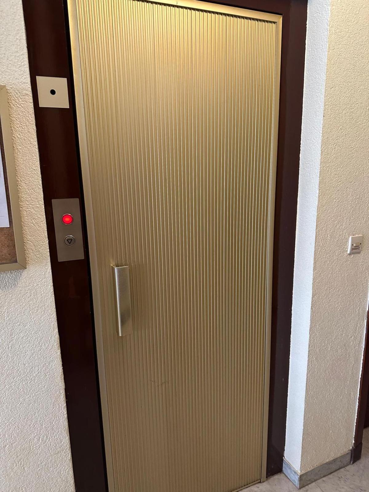 Super Apartment, Parking, Terrace, Lift, Wifi, Palm Beach, Apartment *