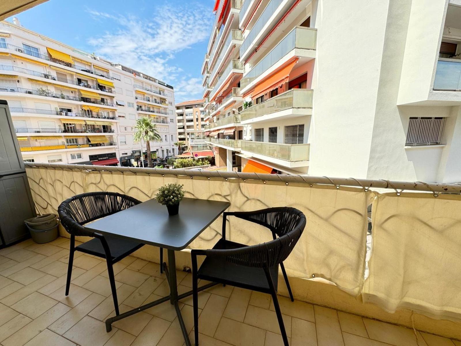Apartment Kuz53 Romantique Proche De La Cannes