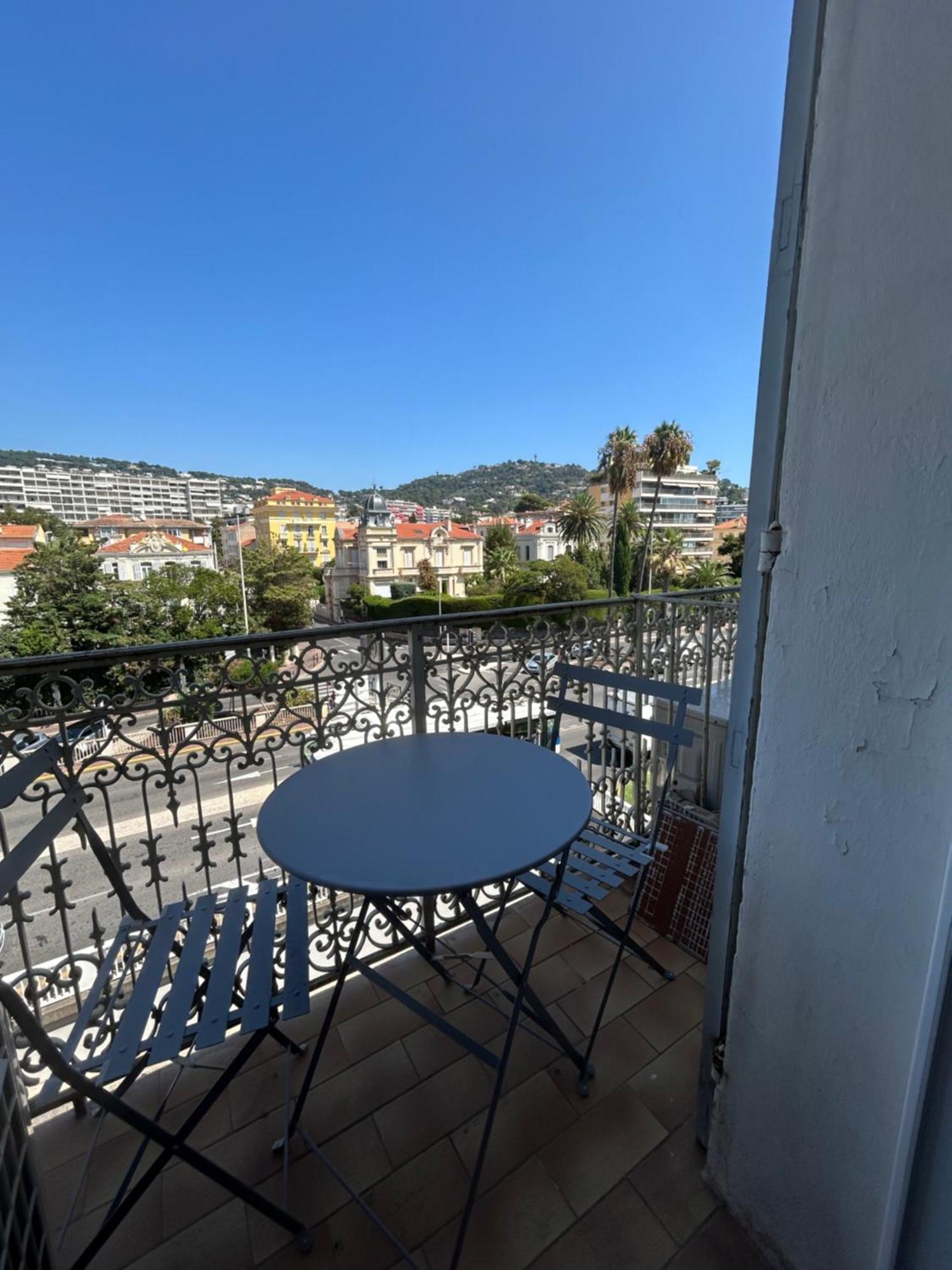Jules - Bd De Lorraine * Cannes