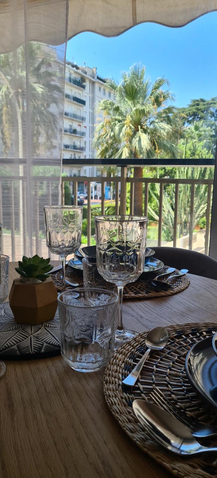 Apartment Le Ptit Ecrin Du Lerins