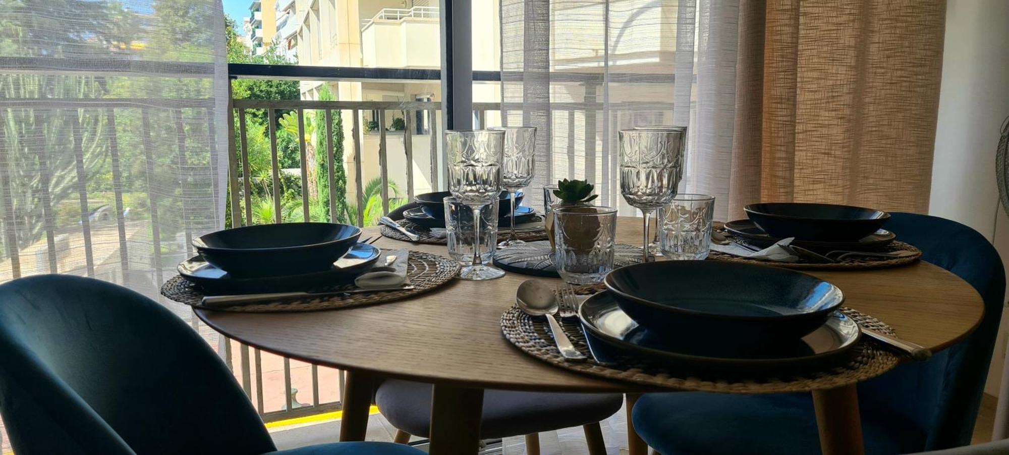 Apartment Le Ptit Ecrin Du Lerins