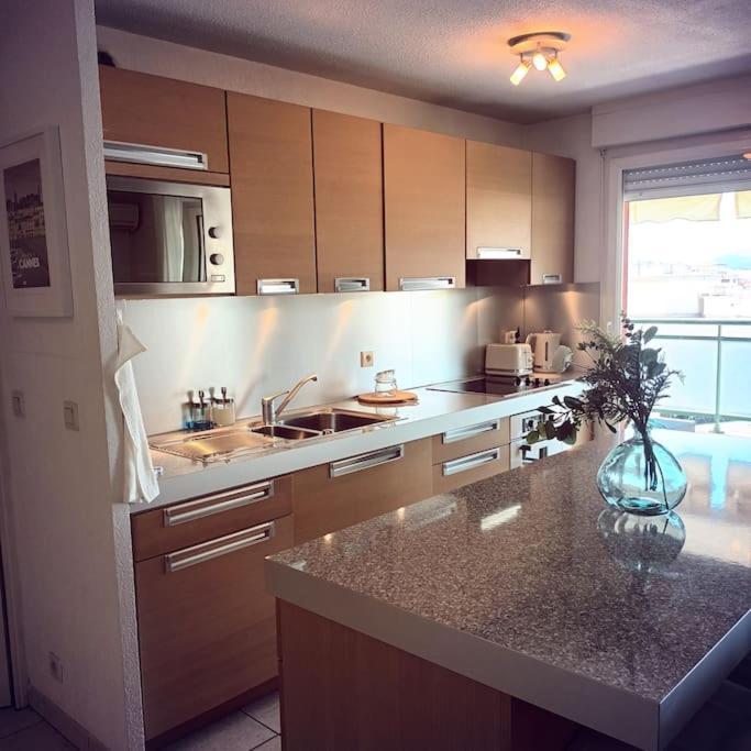 Apartment Calme 2 Vue Degagee Cannes