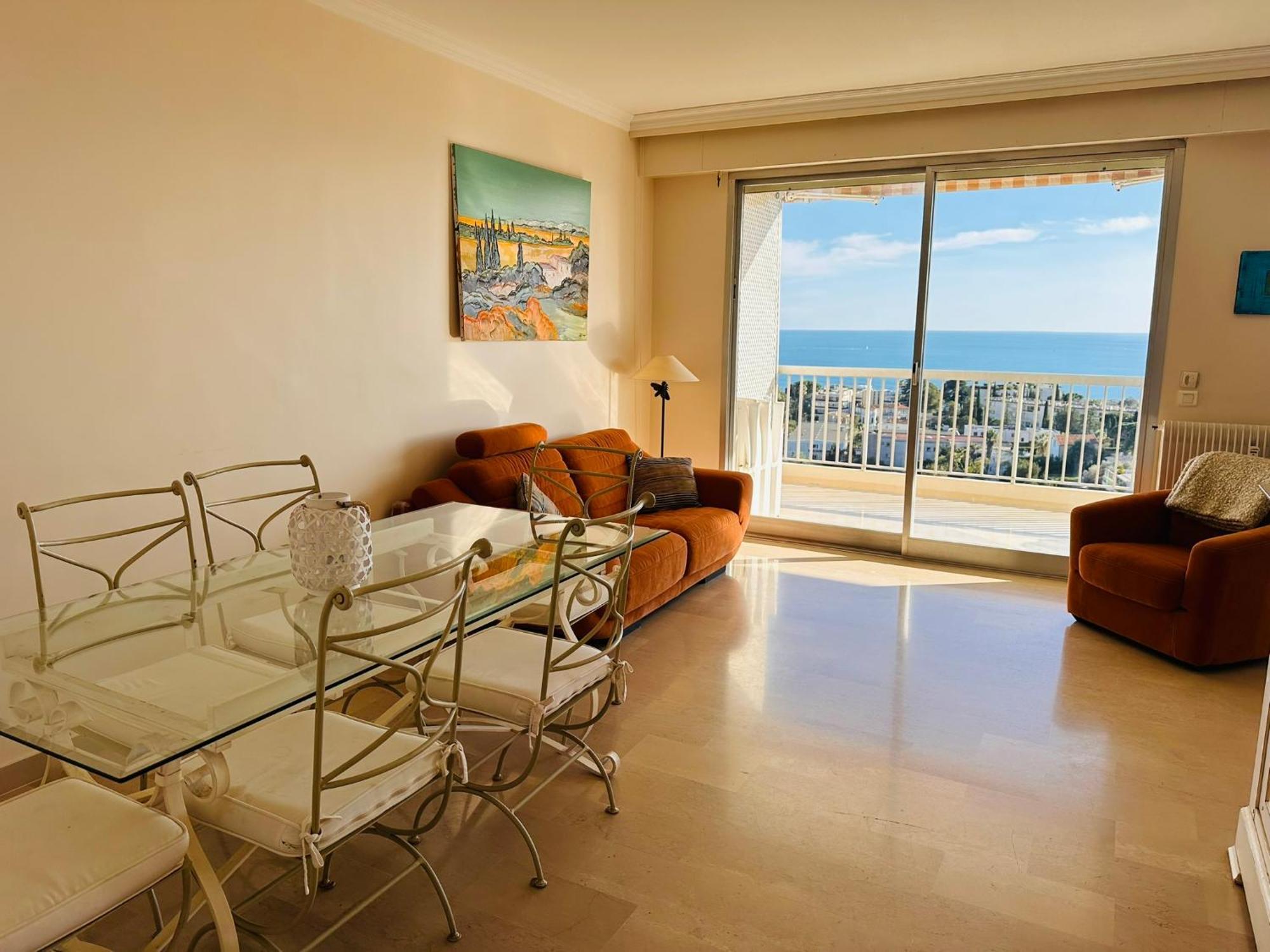 Appartement Large, Light And Modern 2 Bedroomed In With Sea Views, Pool And Lovely Terrace - 1503 Cannes