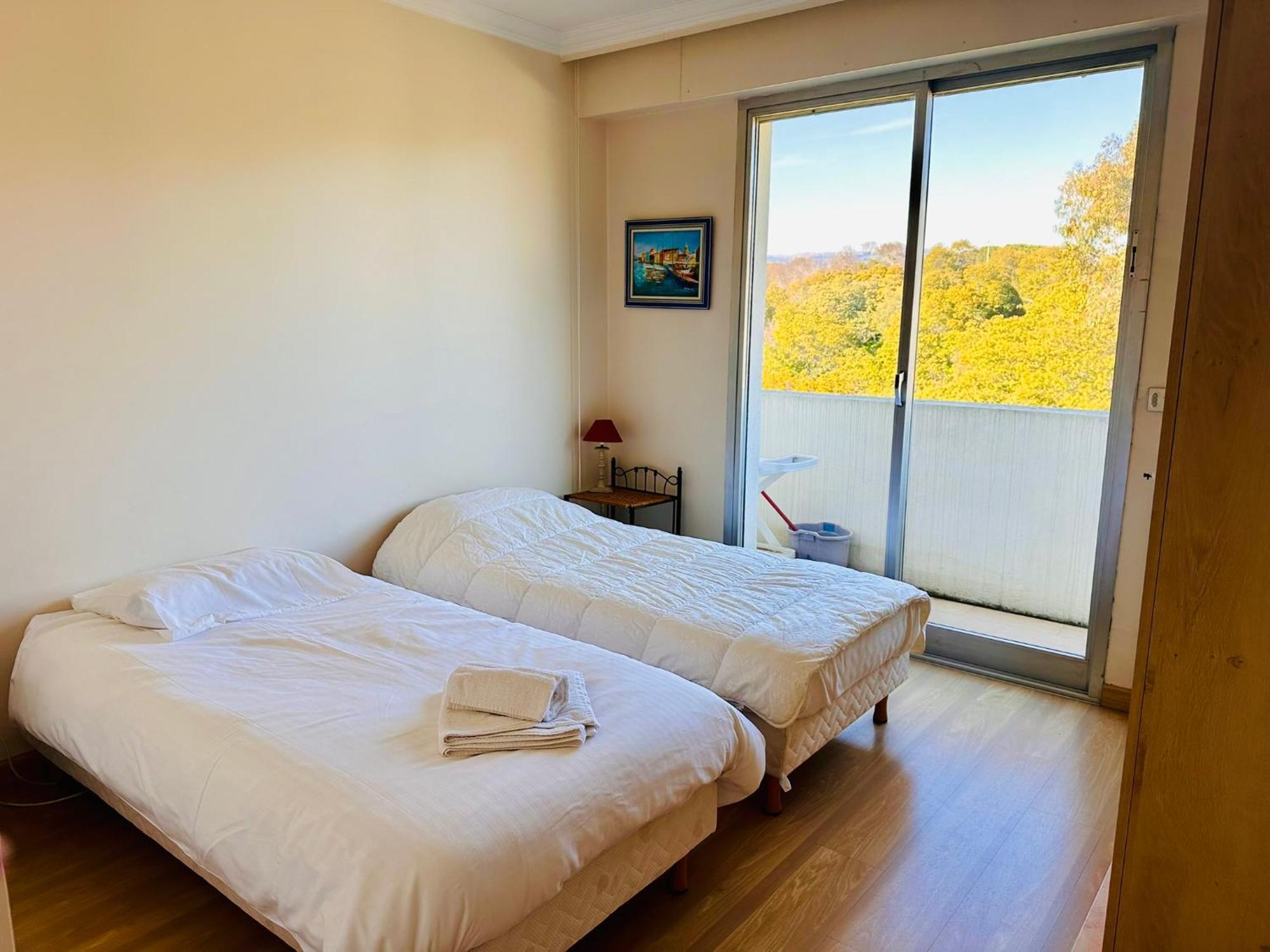 Large, Light And Modern 2 Bedroomed In With Sea Views, Pool And Lovely Terrace - 1503 *