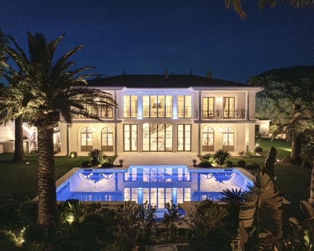 Palace De Lys Villa Cannes