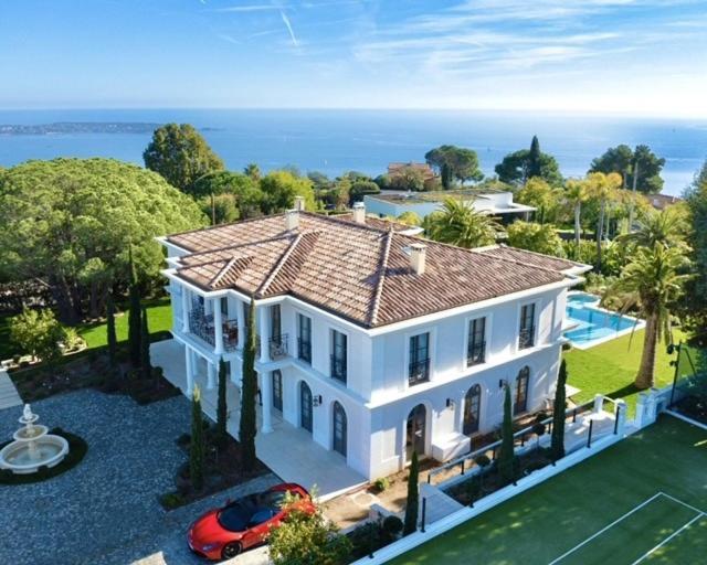Palace De Lys Cannes