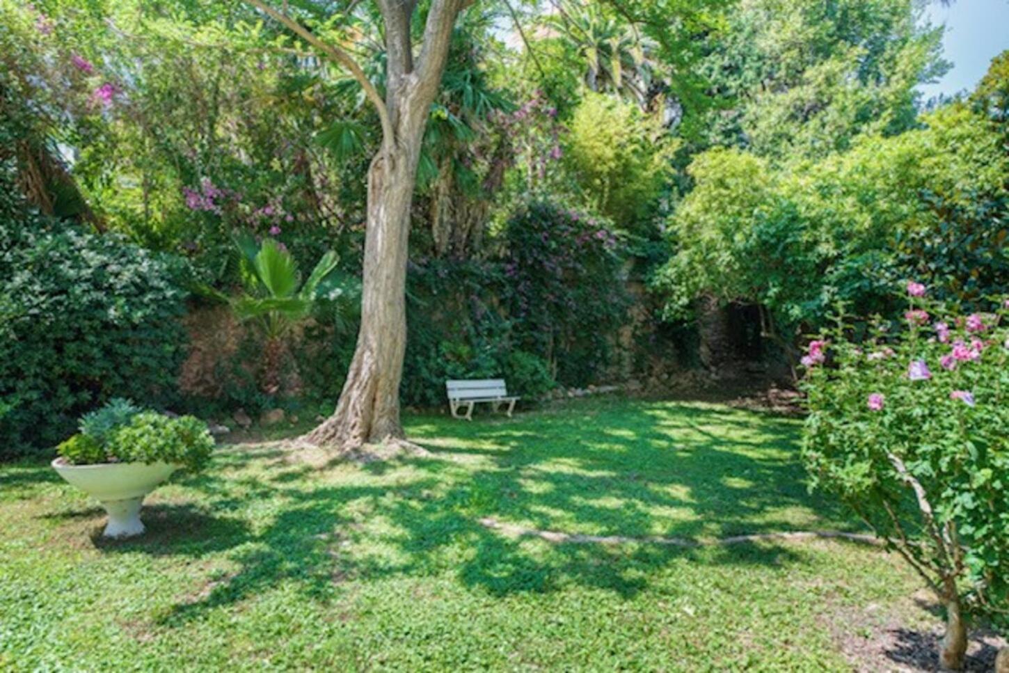 Apartment Front - Western Cannes