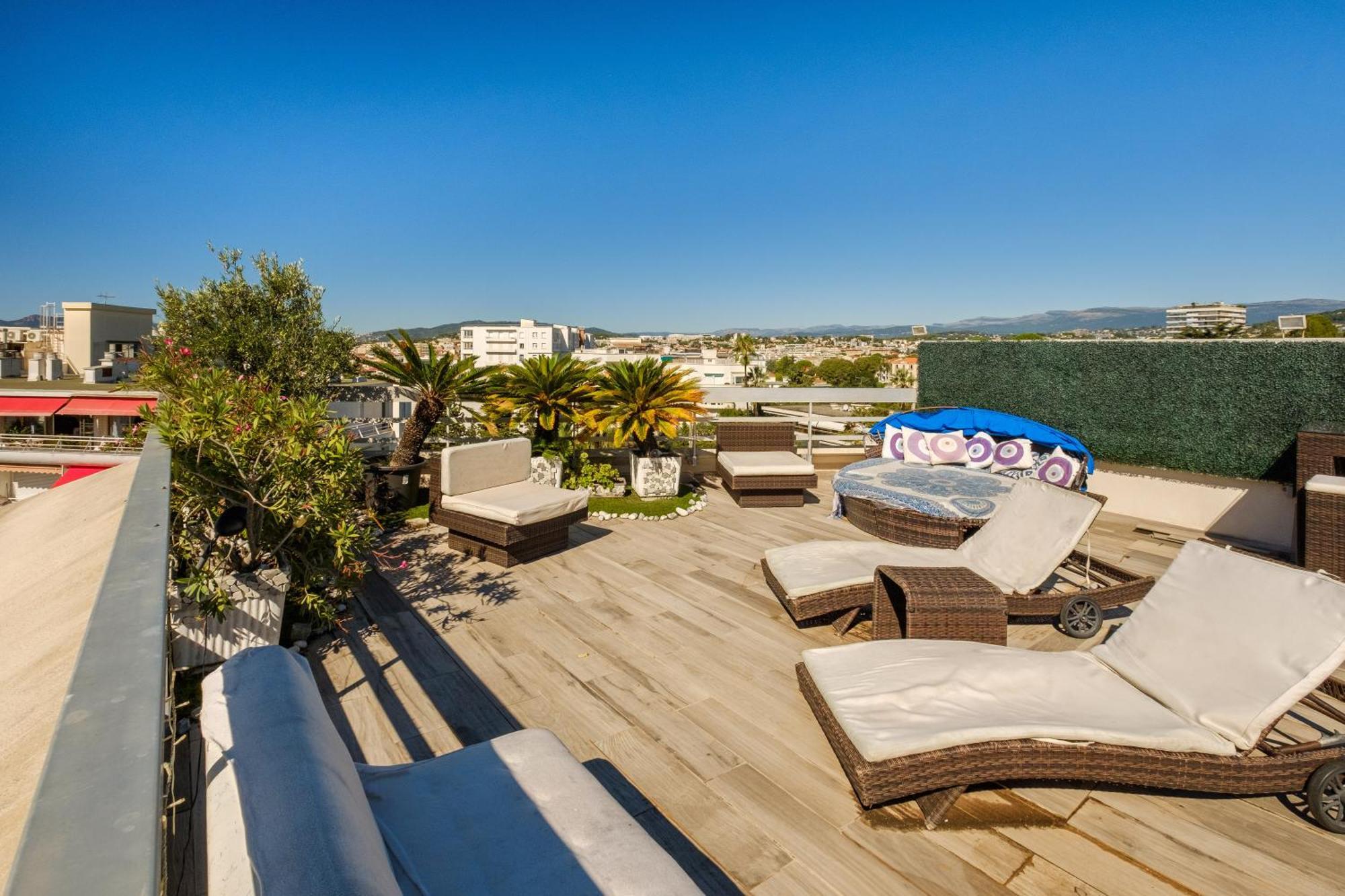 Apartment Sea And Sky 8 Personnes *