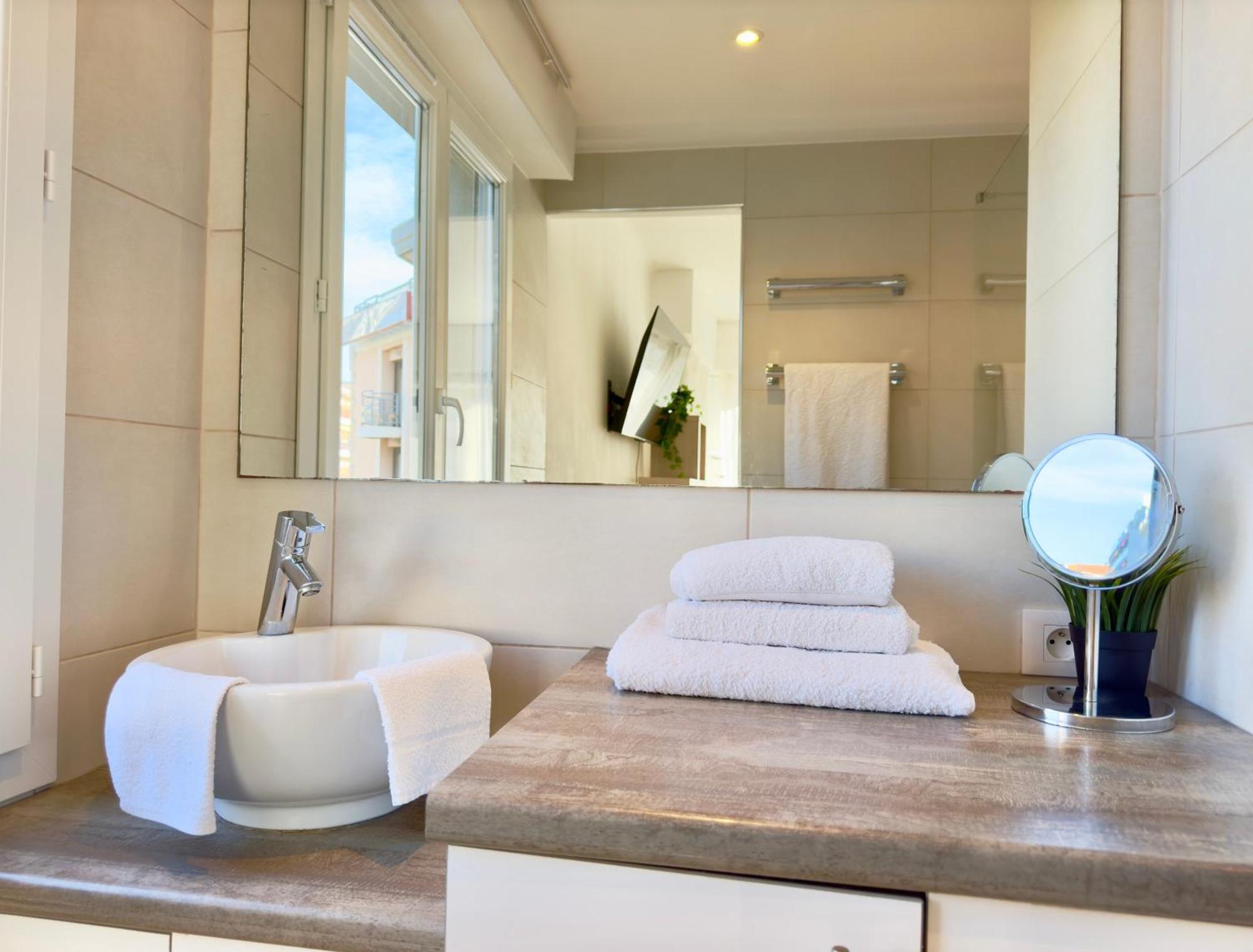 Superbe Appartement Avec Terrasse - Festival De Cannes 2025 * Cannes