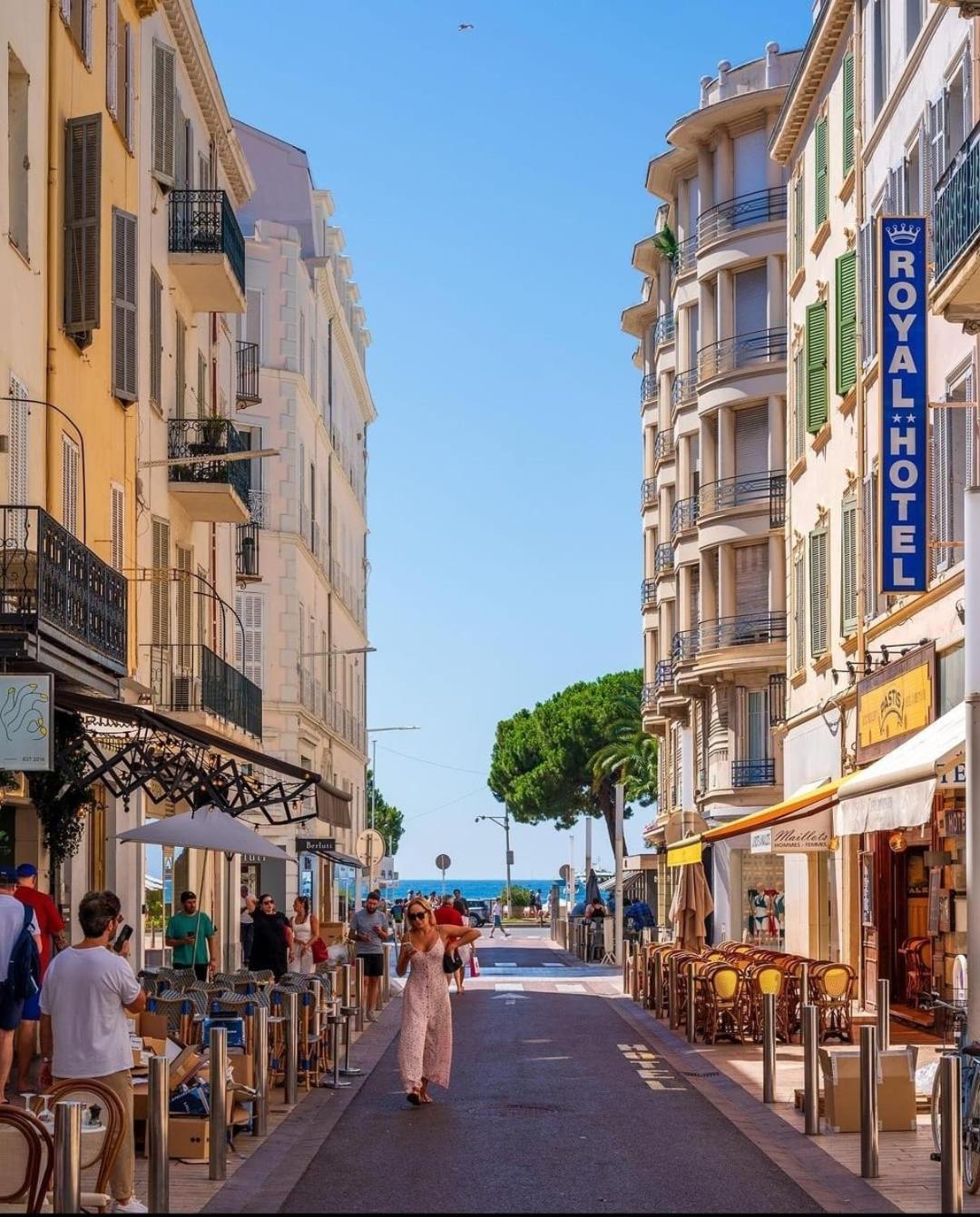 Location T3 A * Cannes