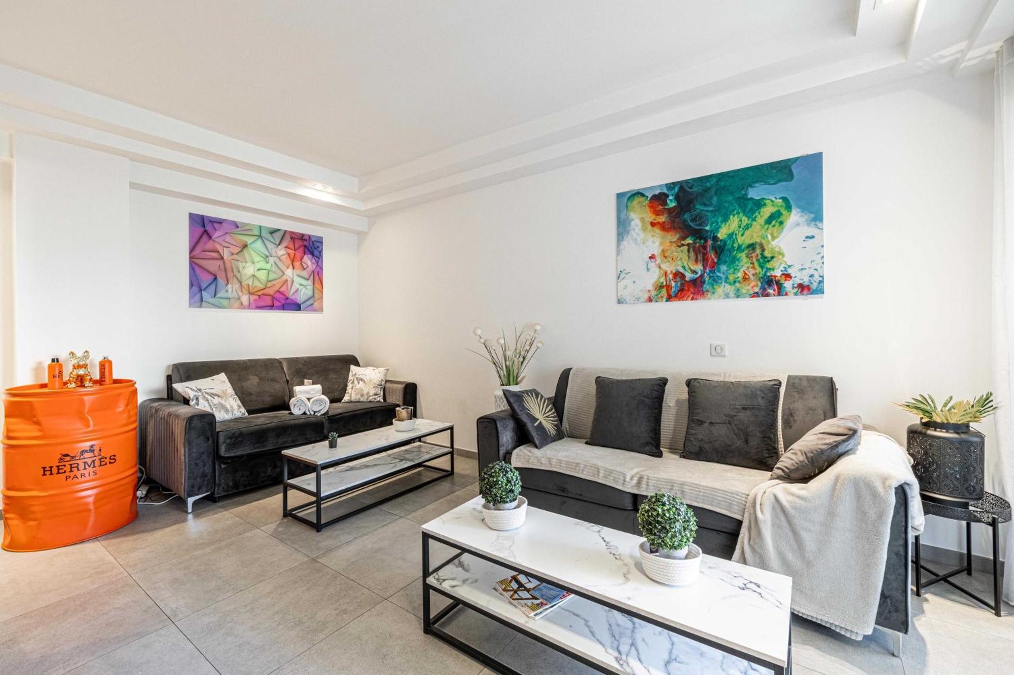 Apartment Modern 1 Bedrm With Balcony - Cannes-croisette *