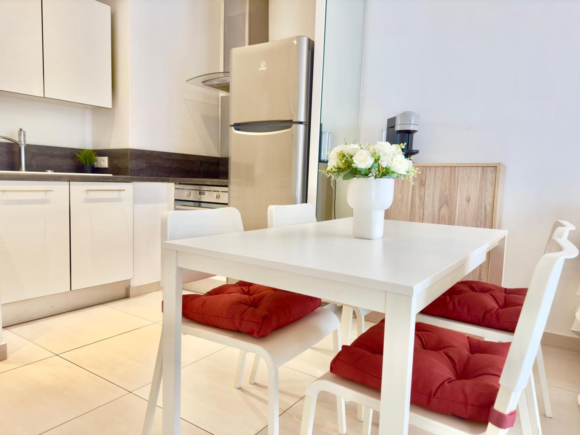 Superbe Appartement Avec Terrasse - Festival De Cannes 2025 Apartment