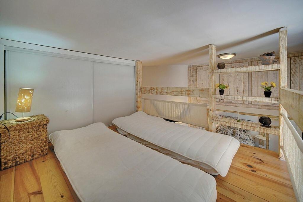 A2b159 - Atypique Au Suquet Avec 2 Chambres!! Apartment Cannes