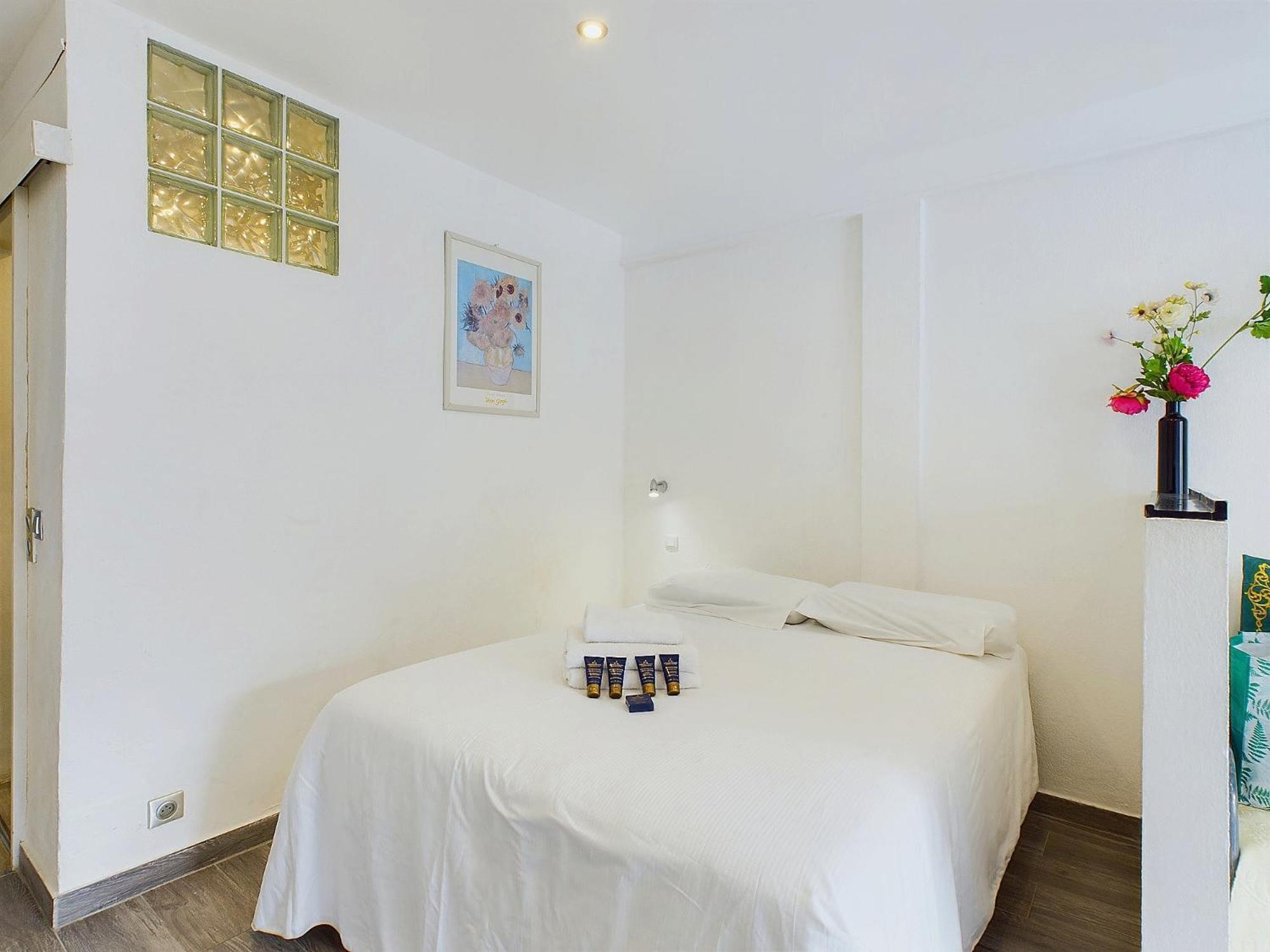 Valentina 16/18 Rue Rouaze Apartment