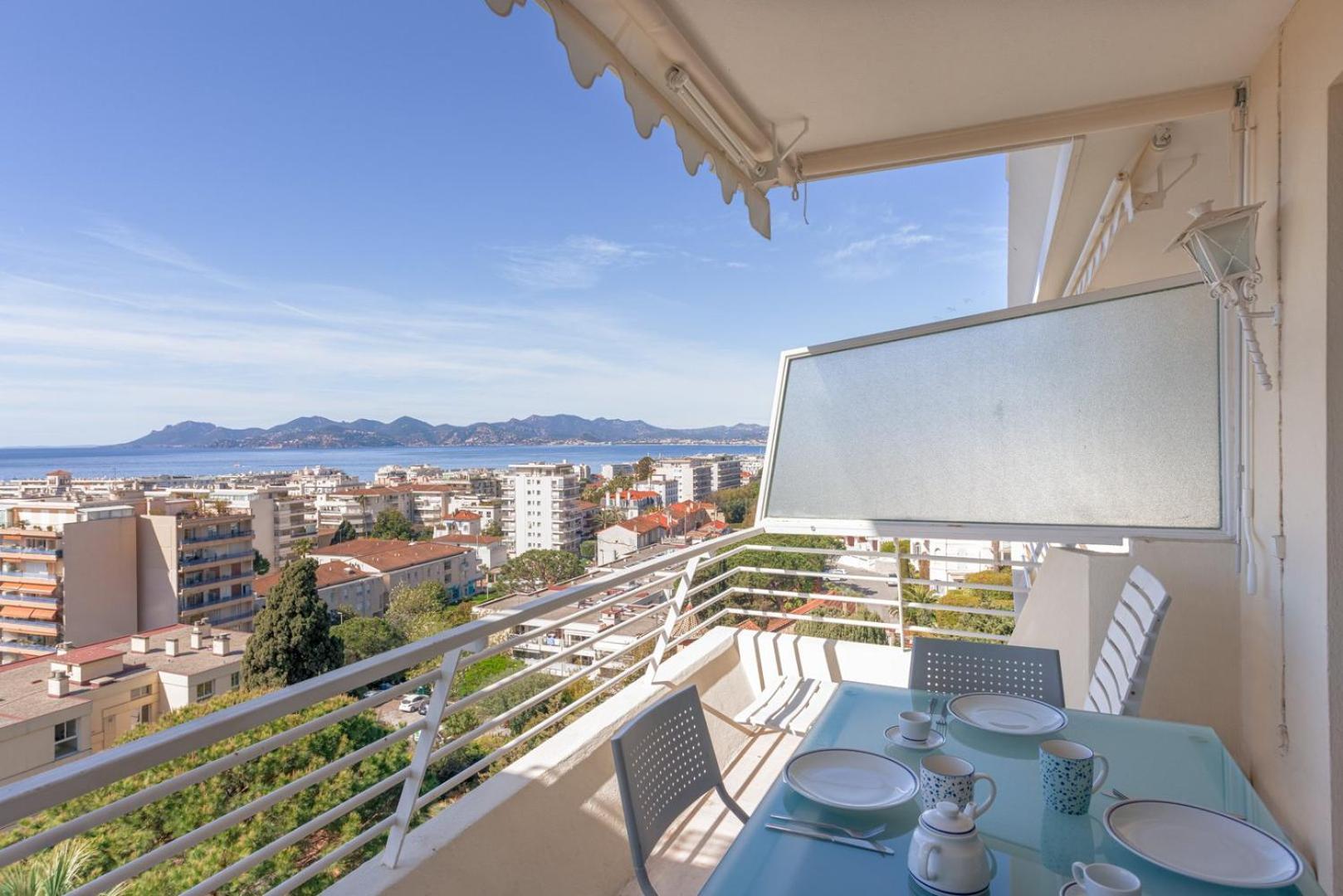 The Horizon - Sea View & Peaceful Retreat Apartamento Cannes