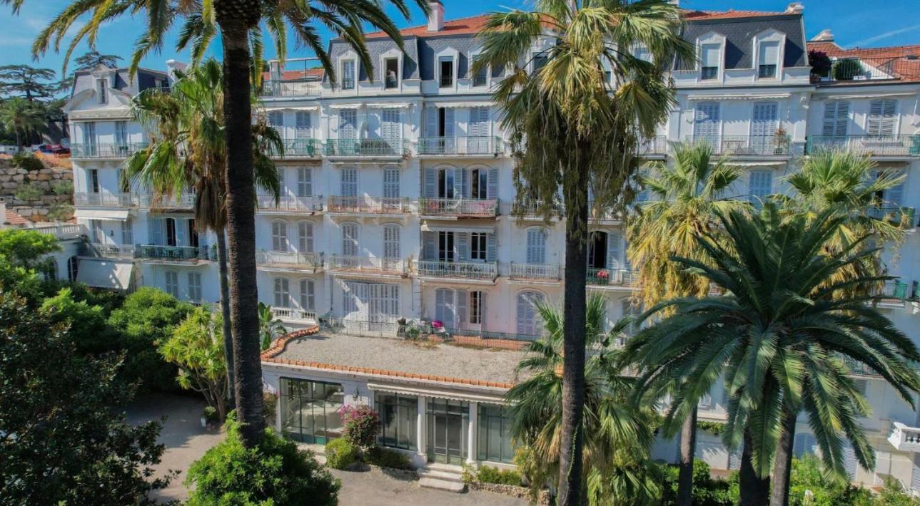 Palais T2 300m De La Parking En Apartment