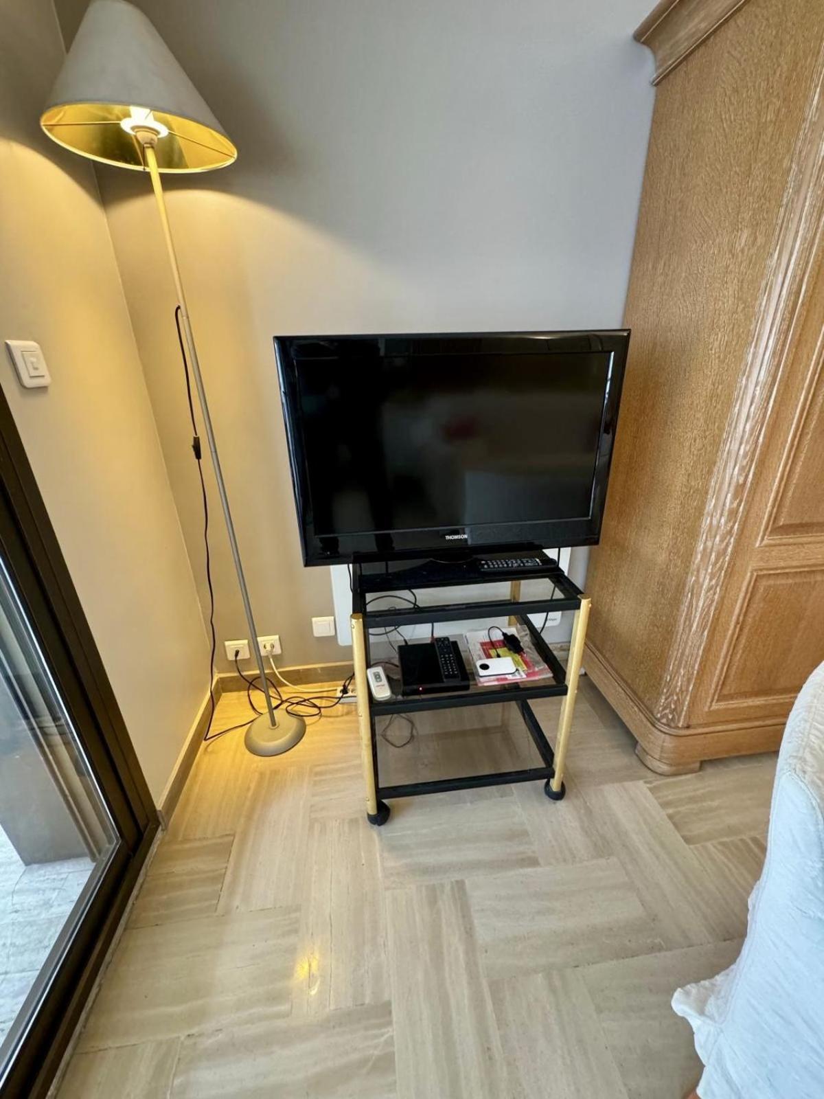 Gray D'albion Lef516 Apartment Cannes