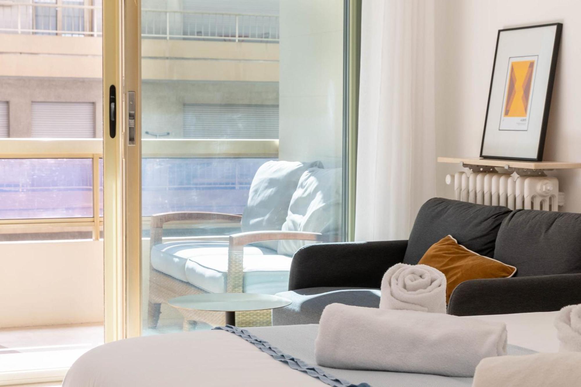 Apartment With Terrace 2 Minutes From La Croisette Cannes