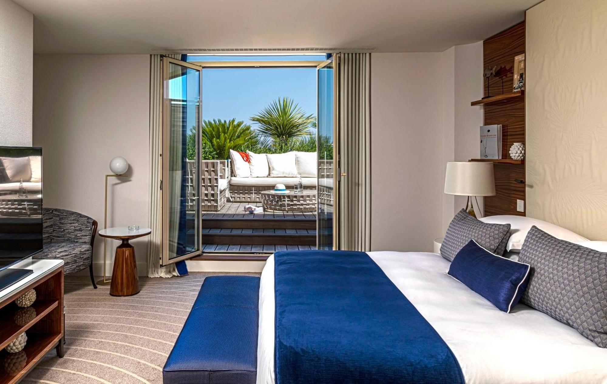 Martinez, In The Unbound Collection By Hyatt 5*