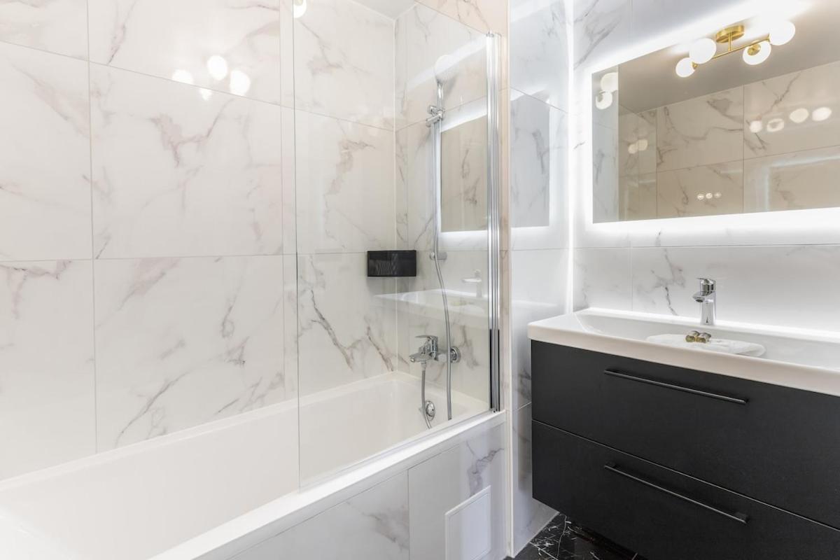 Luxurious With Sea And Carlton View Apartment Cannes