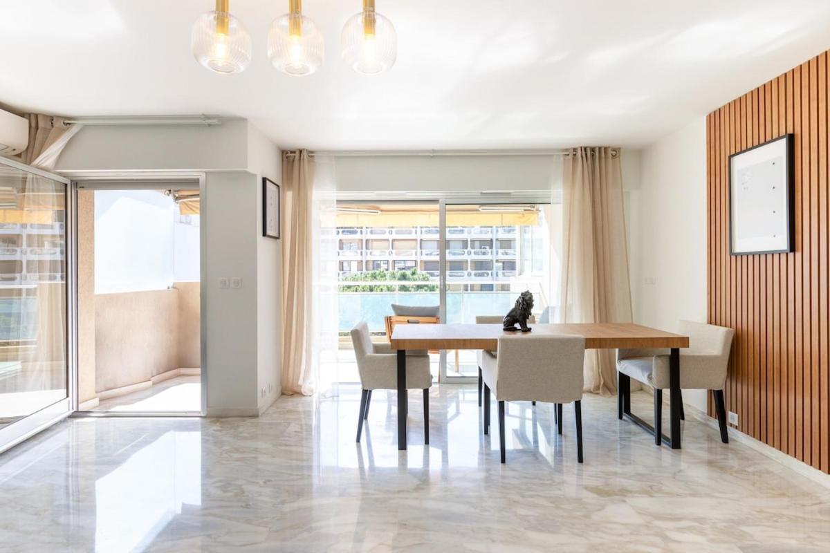 Luxurious With Sea And Carlton View