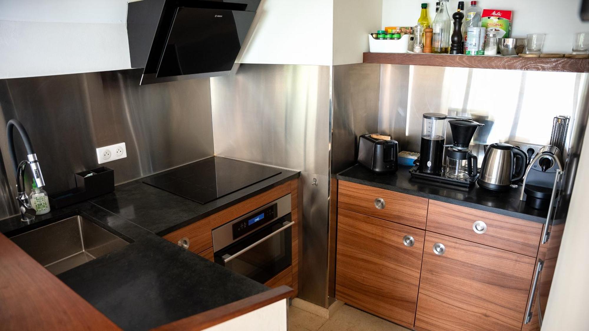 Superbe Villa-appartement Sur La Croisette Avec Grande Terrasse Apartment